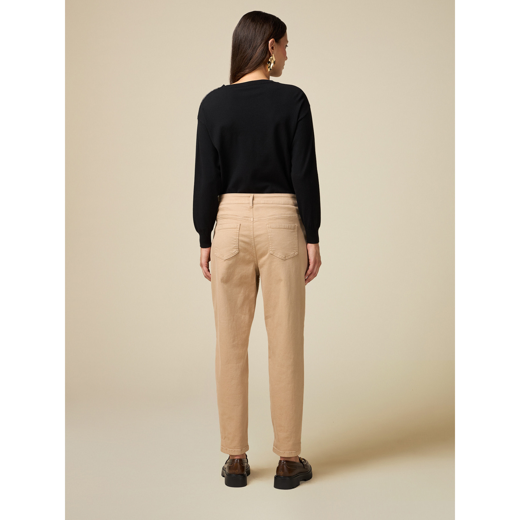 Oltre - Pantaloni boyslim con cristalli - Beige