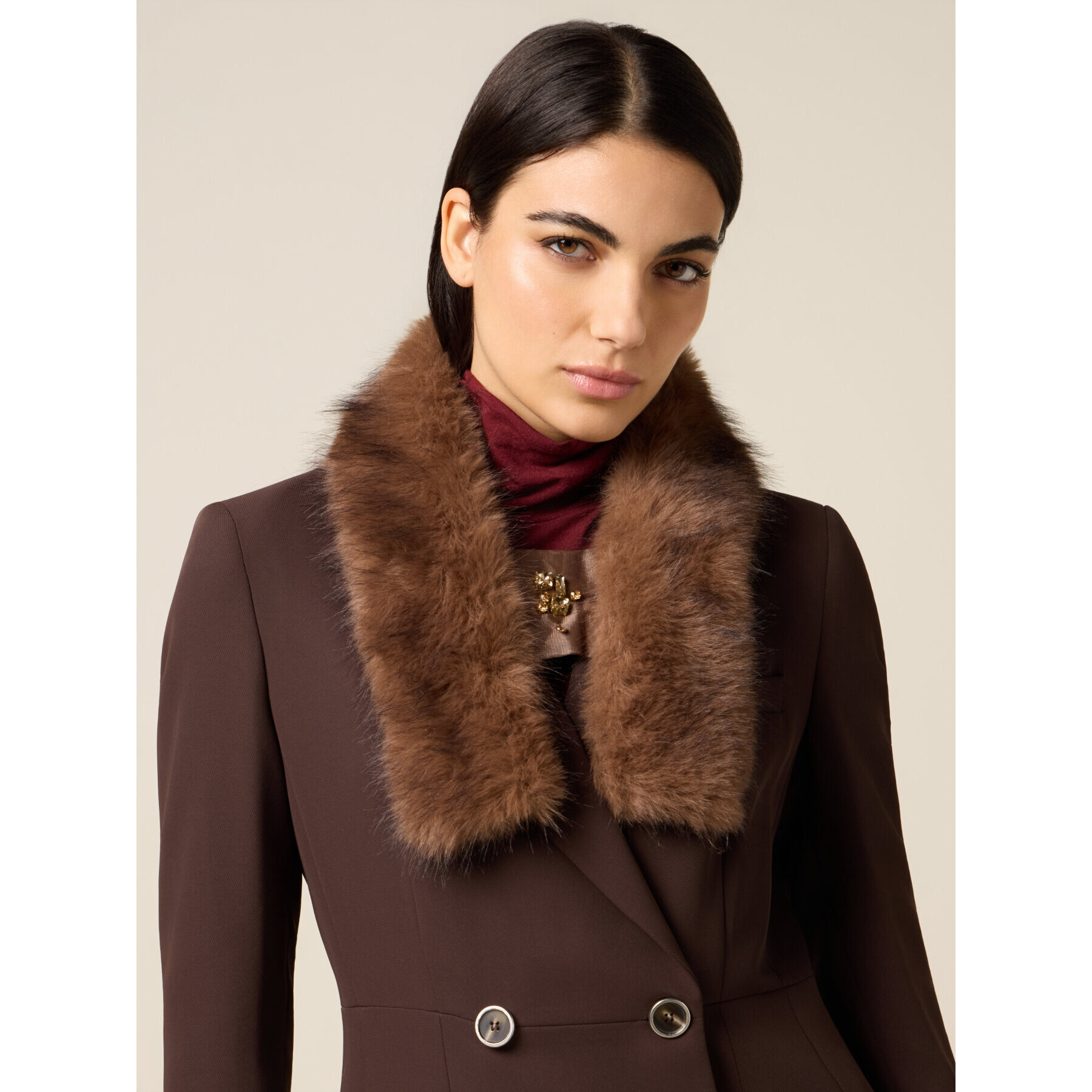 Oltre - Collo in tessuto peluche - Marrone