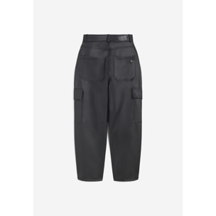 Pantaloni cargo in similpelle gamba straight cropped