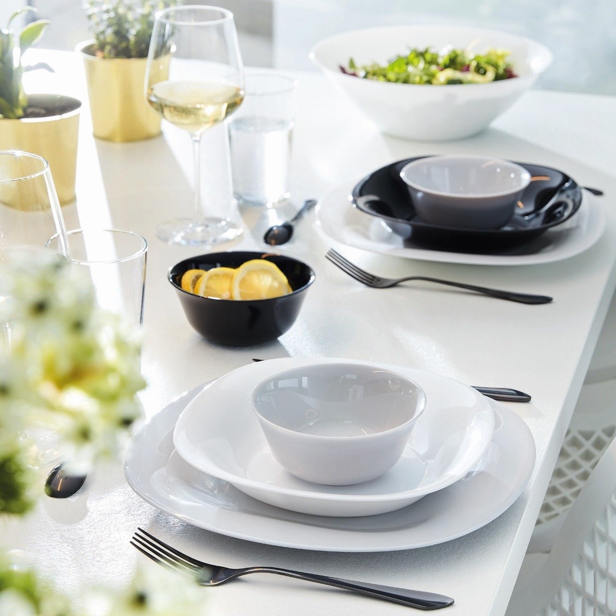 Service de table 18 pièces Carine gris et blanc - Luminarc - Opale trempé extra résistant