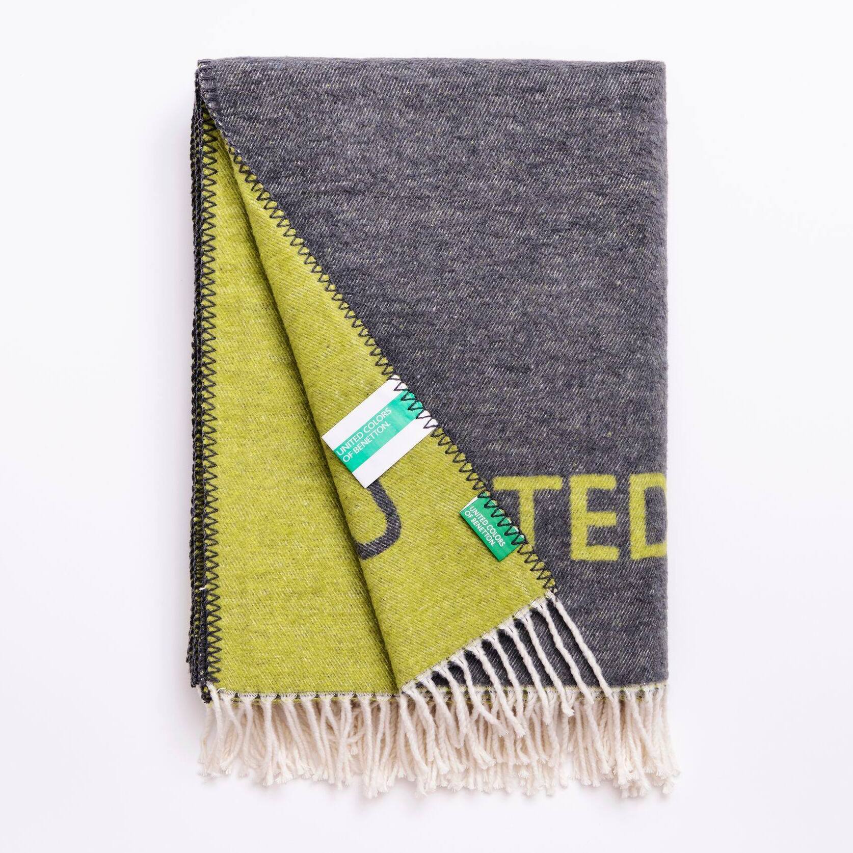 Manta 60% algodón y 40% de tejido acrílico en marrón y verde