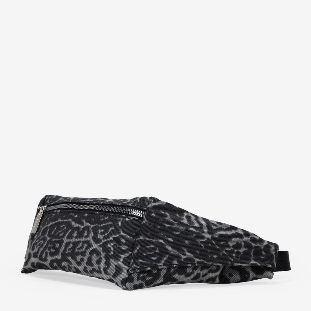 Riñonera plana de leopardo negro con cremallera
