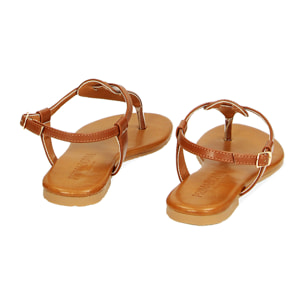 Sandalias planas marrones