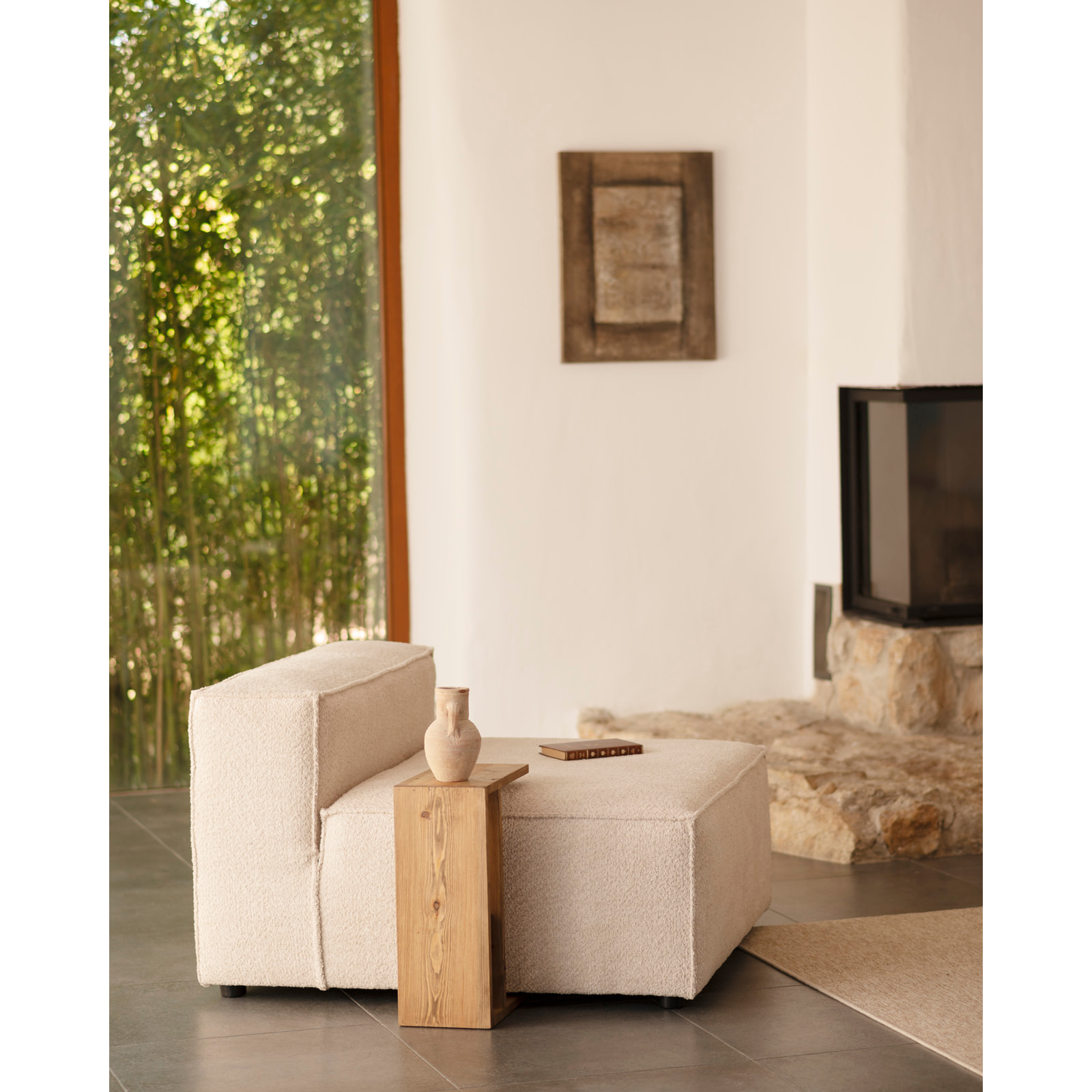 Fauteuil en bouclé couleur beige de 110x90cm Hauteur: 70 Longueur: 110 Largeur: 90