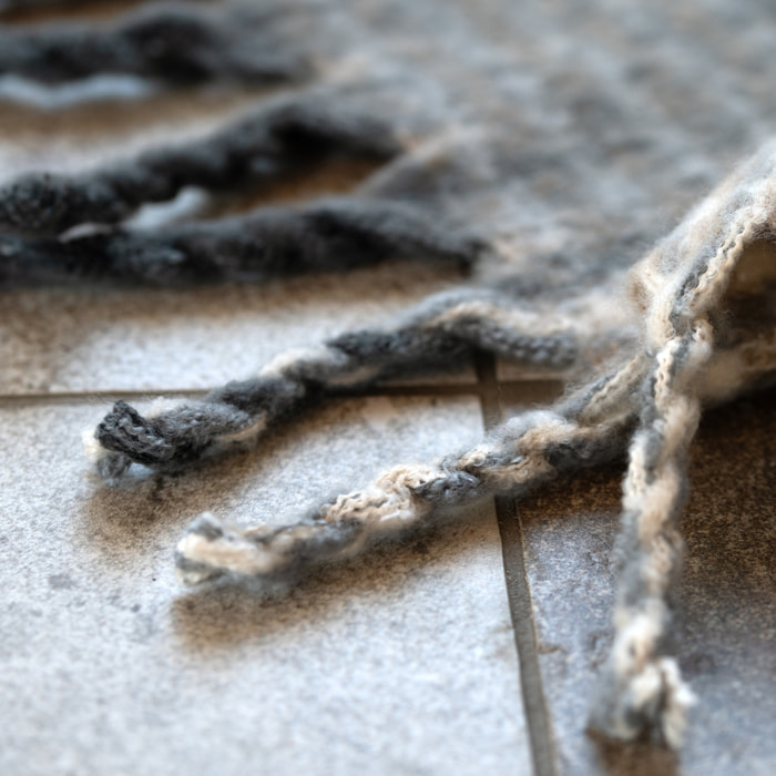 Plaid à carreaux aspect mohair doux - Gris