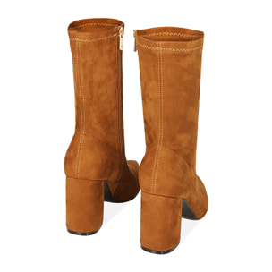 Stivaletti cognac in microfibra, tacco 8,5 cm