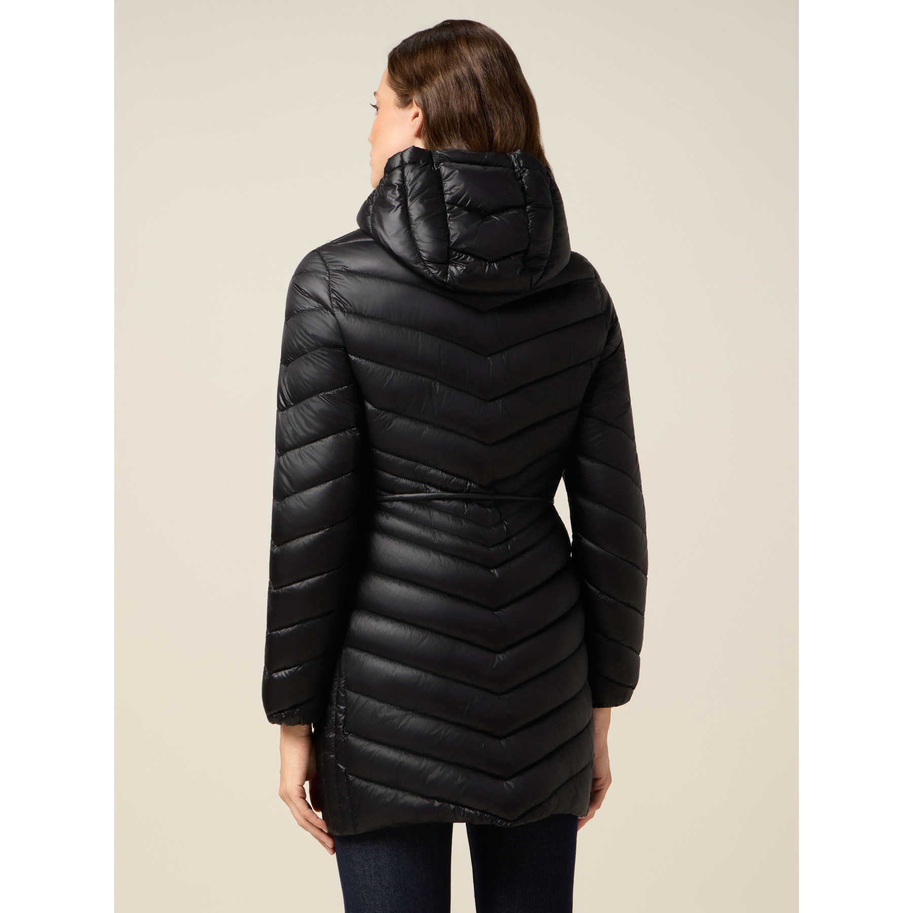 Oltre - Plumífero midi con capucha y cinturón - Negro