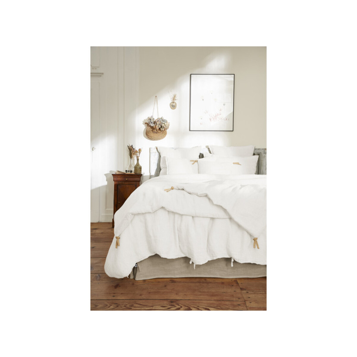 Coussin en lin lavé déhoussable 45 x 45 cm à pompons - 5 coloris - SOLINE