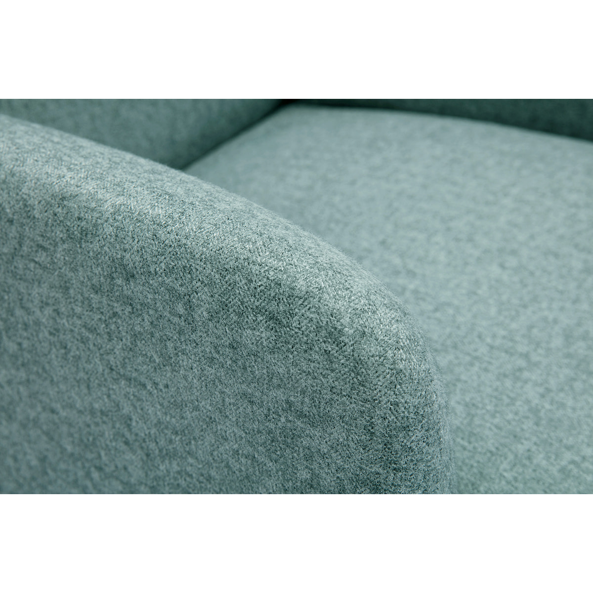 Fauteuil scandinave en tissu vert de gris et bois clair ISKO