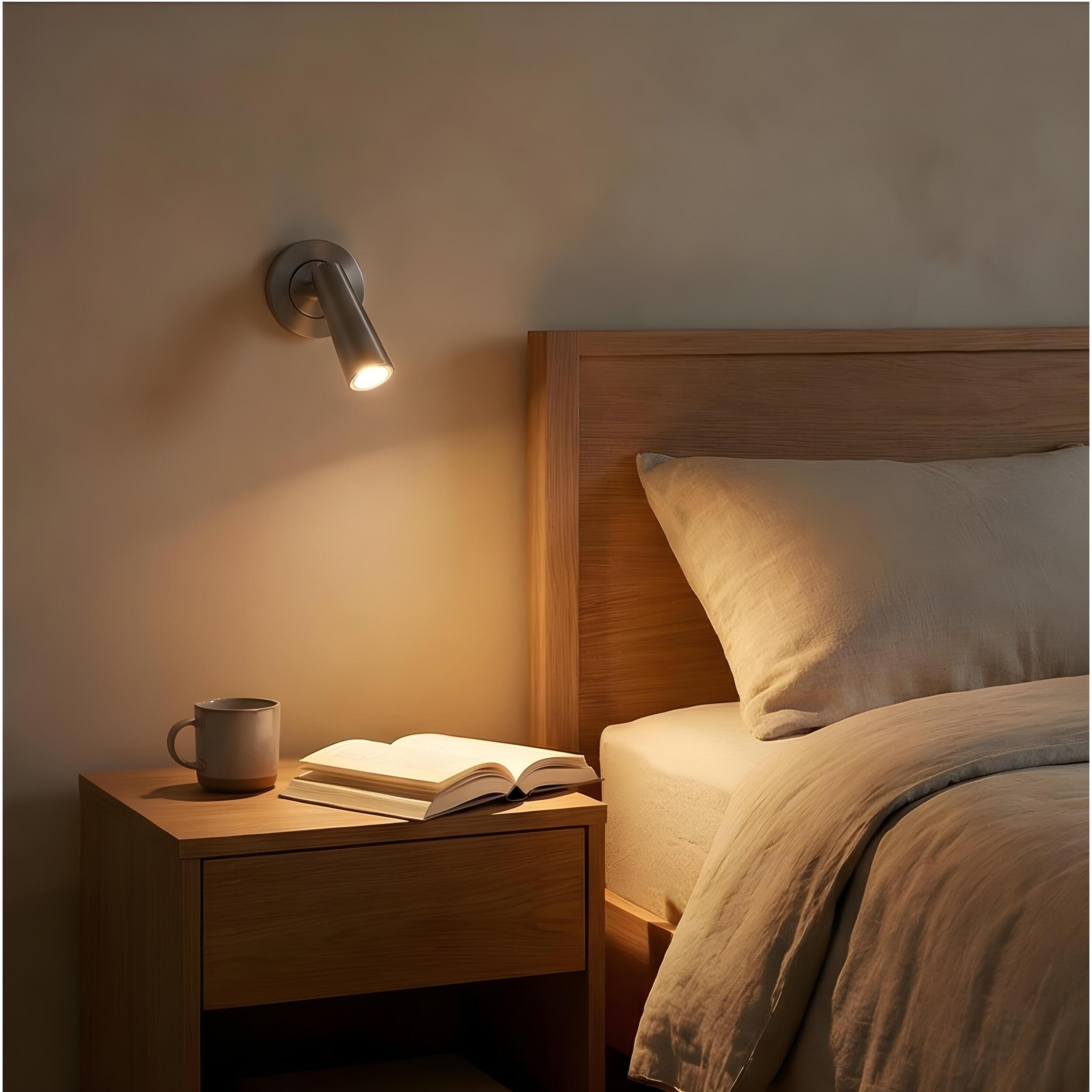 Ledsc4 LedsC4 Luz de Lectura LED Gamma Mini para Interior, 137lm 2700K, Níquel Satinado, Cabezal Orientable, Confort Visual, Instalación Rápida, Puerto USB en Algunos Modelos