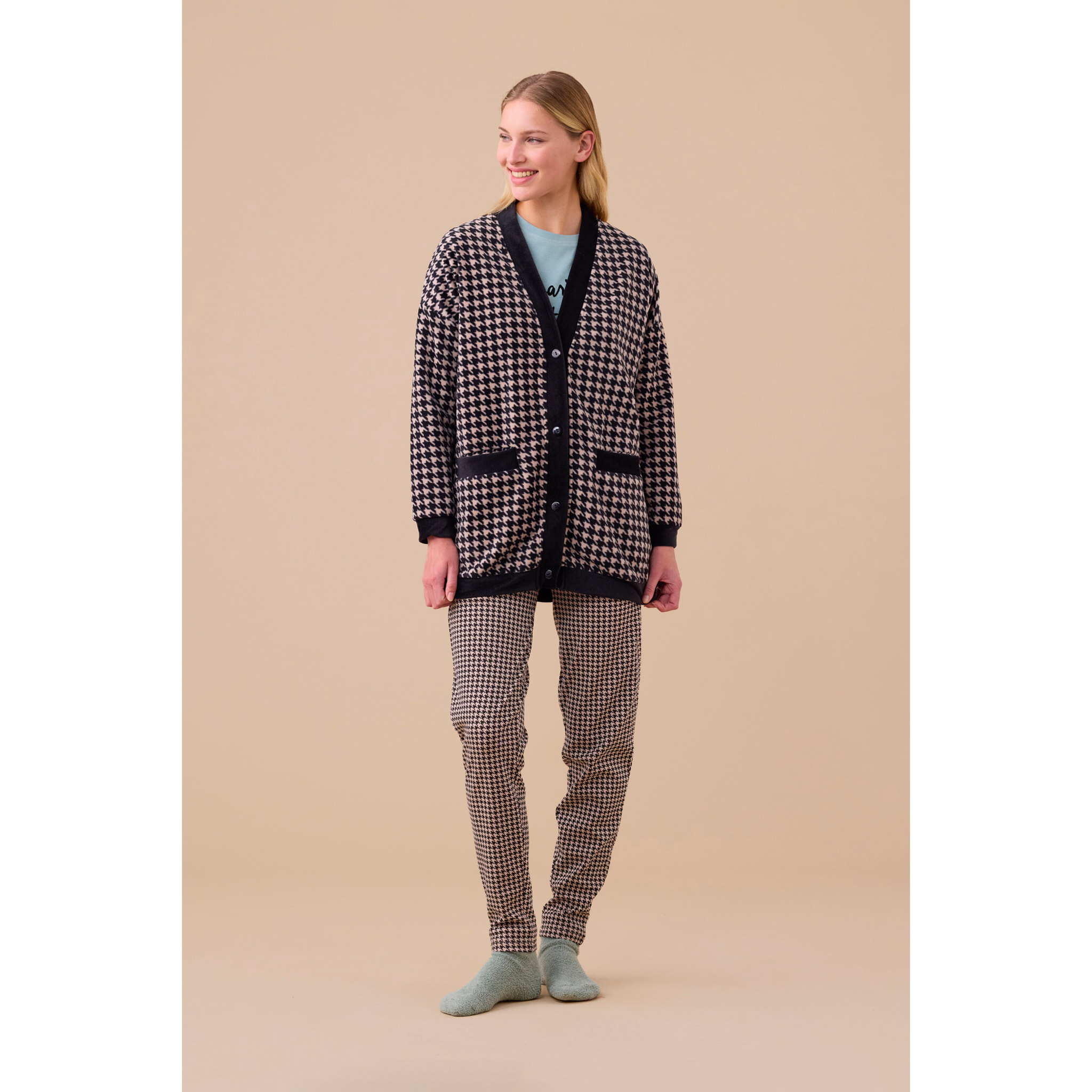 Cardigan donna in micropile articolo pidi. Noidinotte