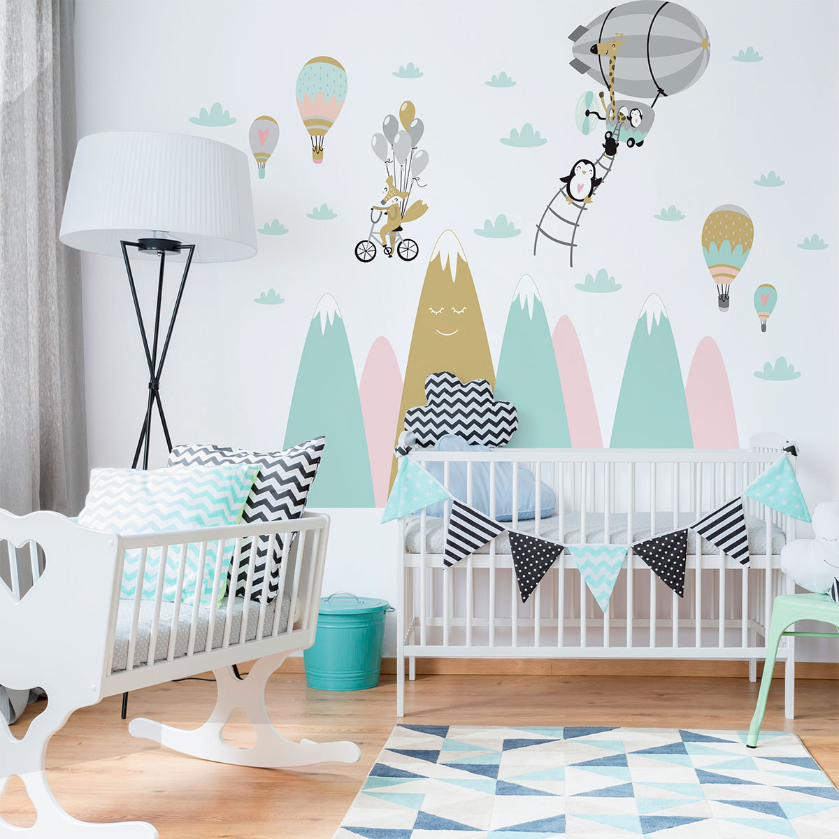 Stickers muraux enfants - Décoration chambre bébé - Autocollant Sticker mural géant enfant montagnes scandinaves ANIMAUX COMIQUES