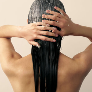 Scrub Lavant Purifiant - Shampooing Traitant Détoxifiant et Apaisant au Sel Marin