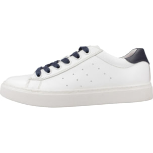 Zapatillas Niño de la marca GEOX  modelo J NASHIK BOY BLANCO