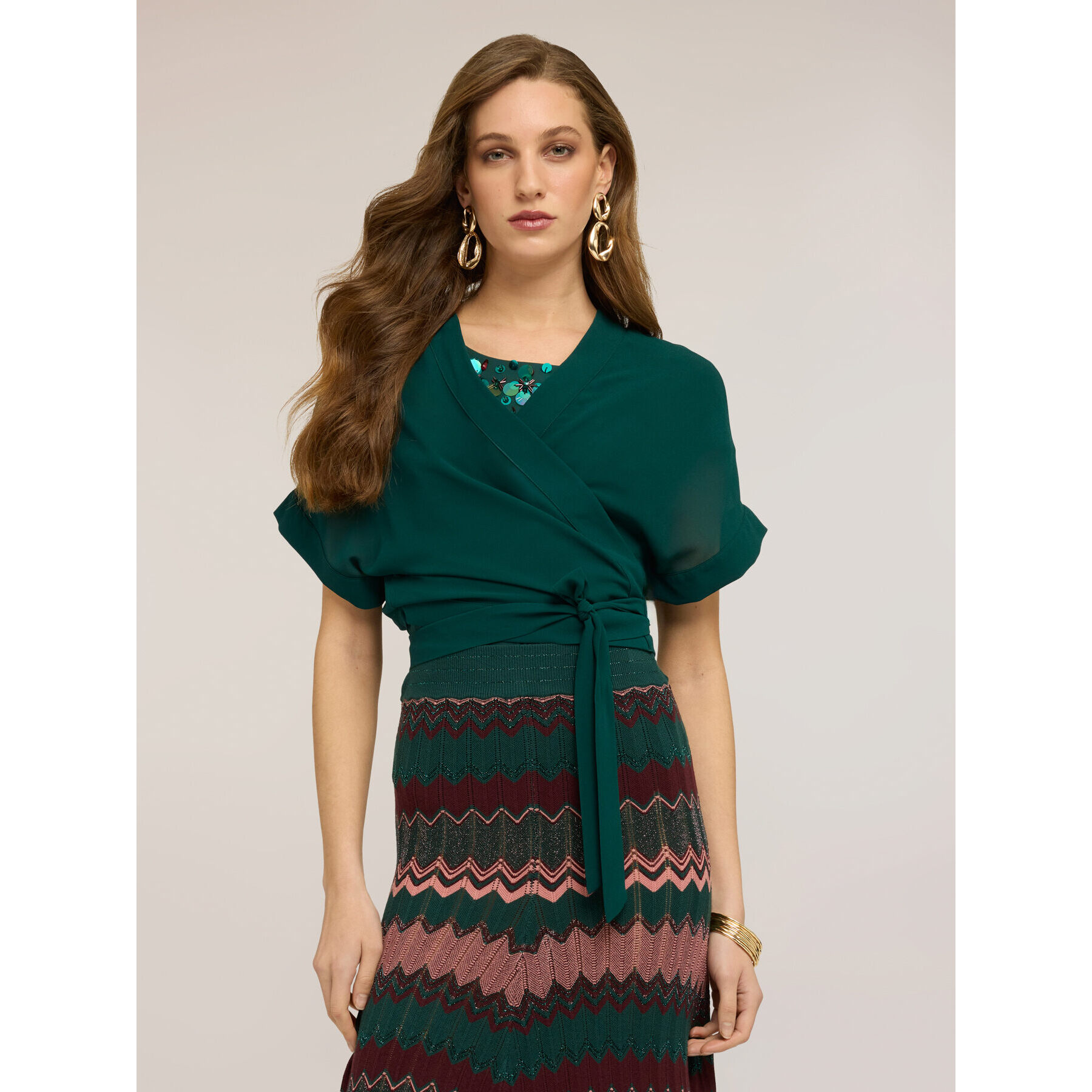 Motivi - Chal corto cruzado en georgette - Verde