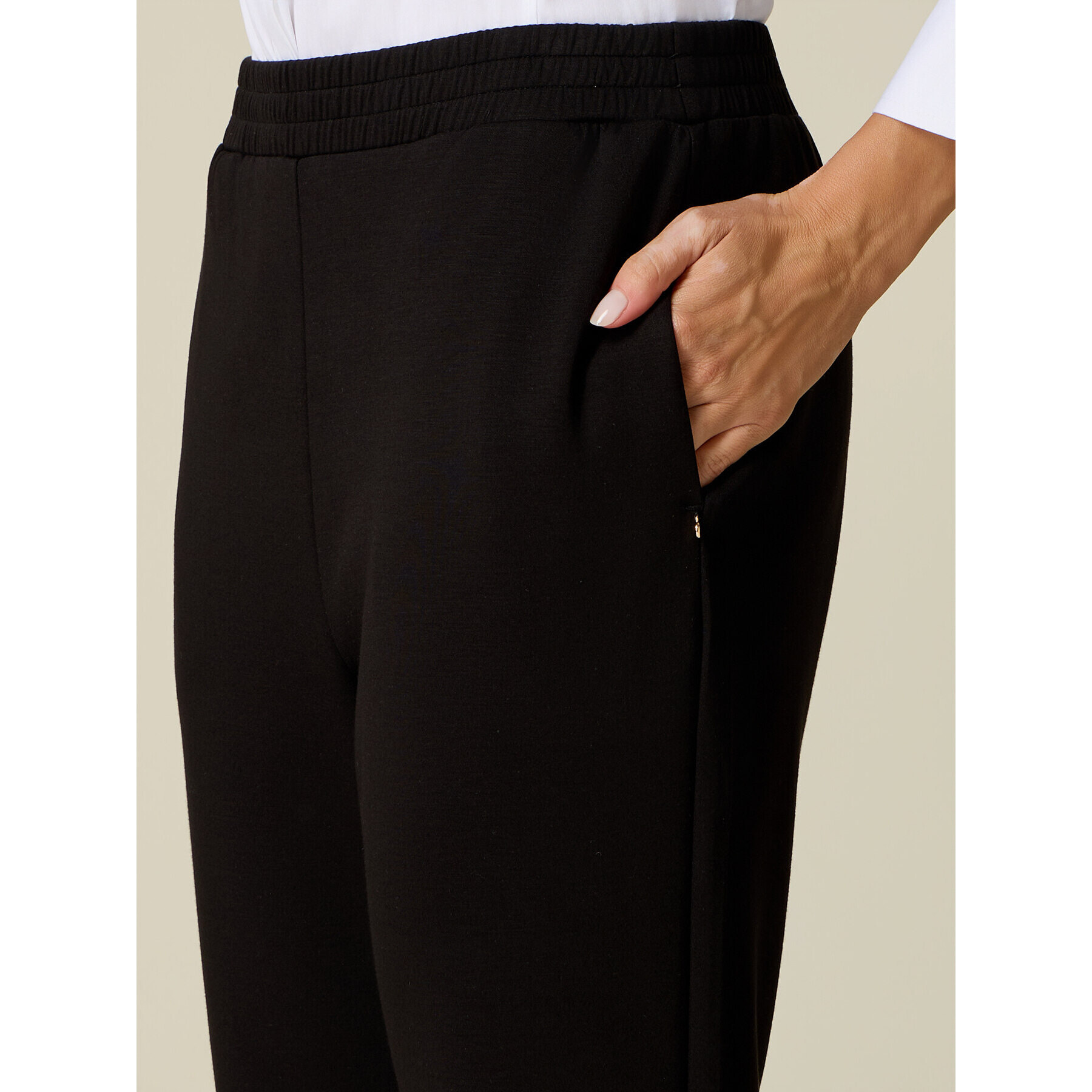 Oltre - Joggers sportivi in jersey scuba - Nero