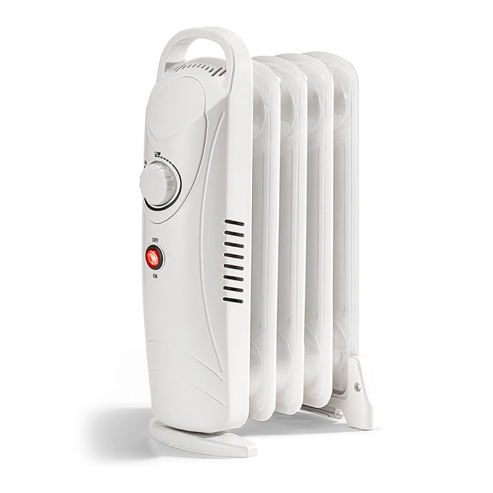 Radiatore a 5 elementi con potenza di 650W.