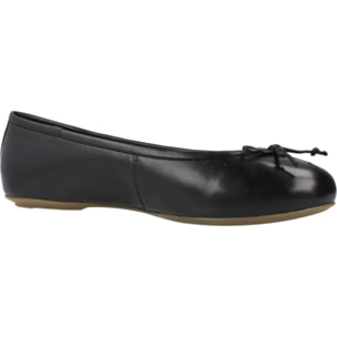 Bailarinas Mujer de la marca GEOX  modelo D PALMARIA W NEGRO
