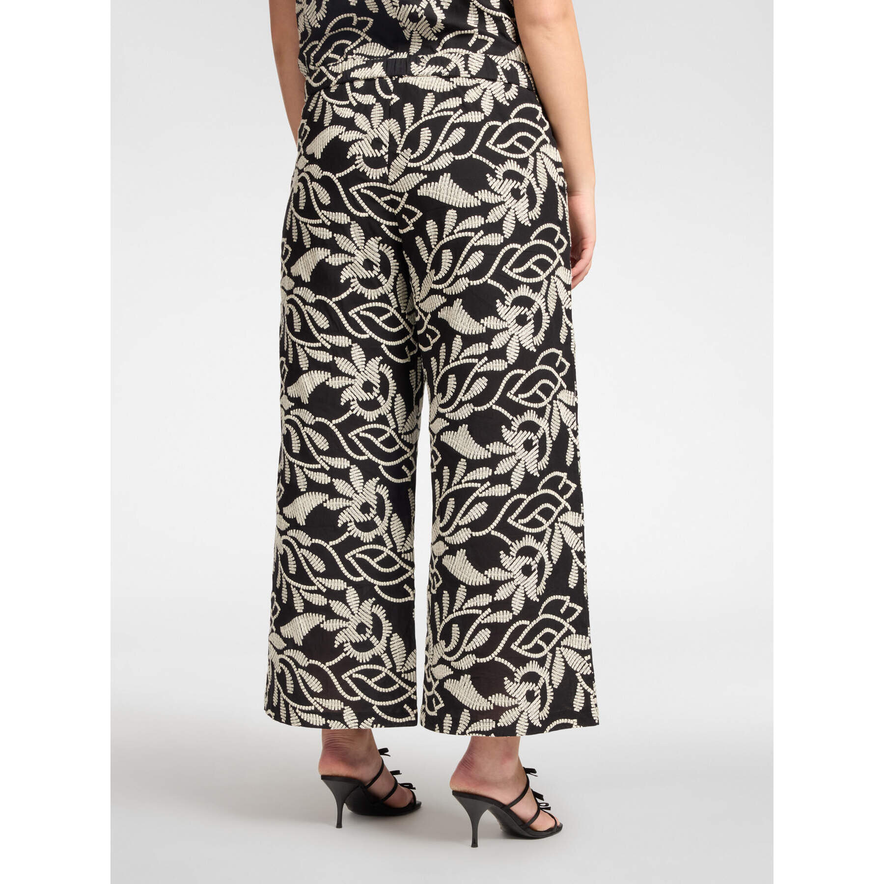 Elena Mirò - Pantalones de voile bordados - Negro