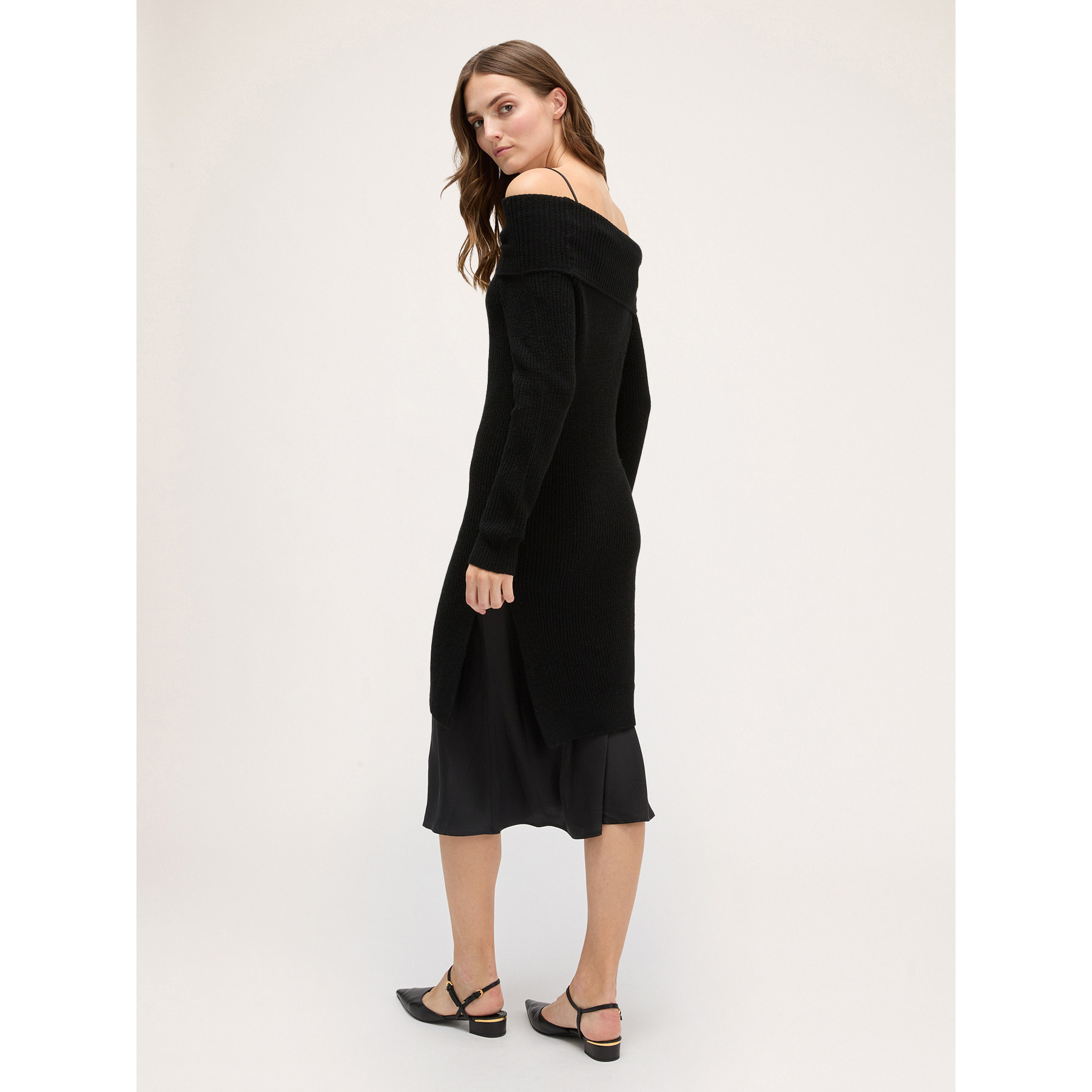 Motivi - Vestito in maglia off-shoulder con sottoveste - Nero