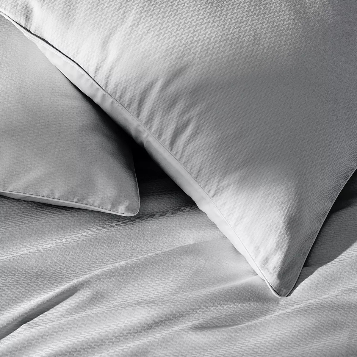 Housse de couette satin de coton motif jacquard gris Vibrato glacier