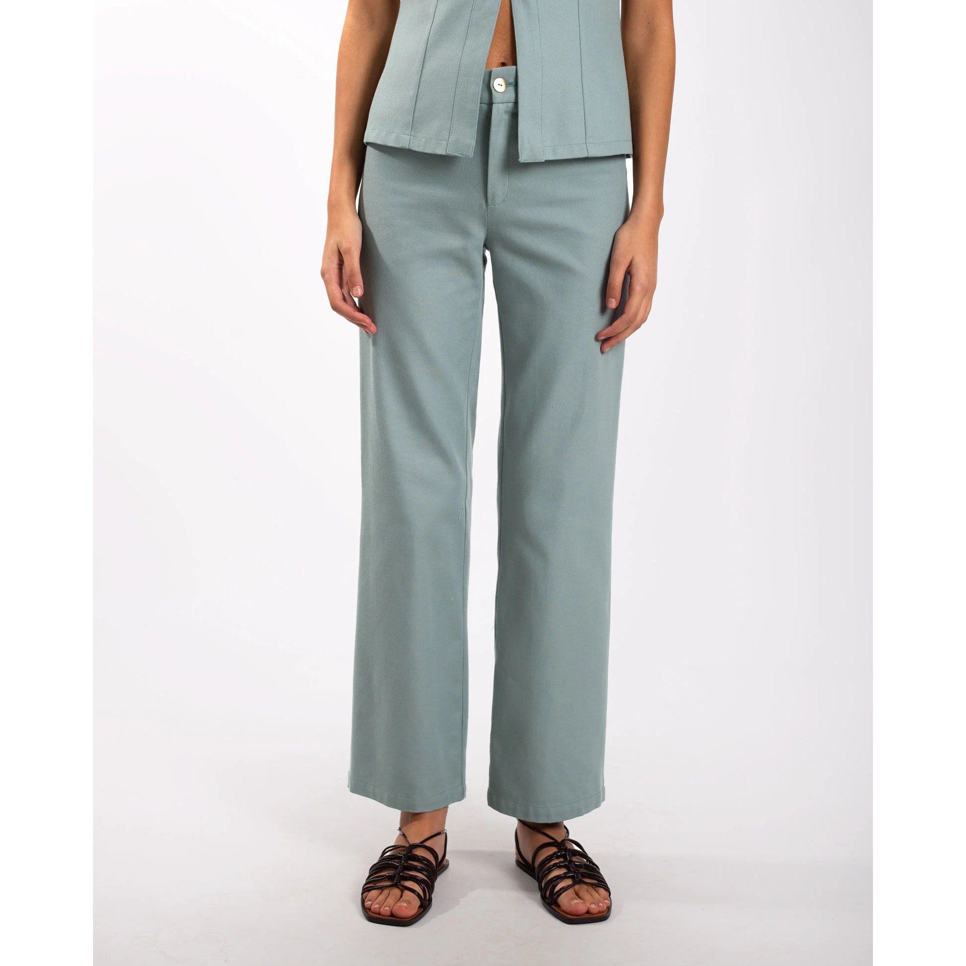 Pantalón recto de mujer