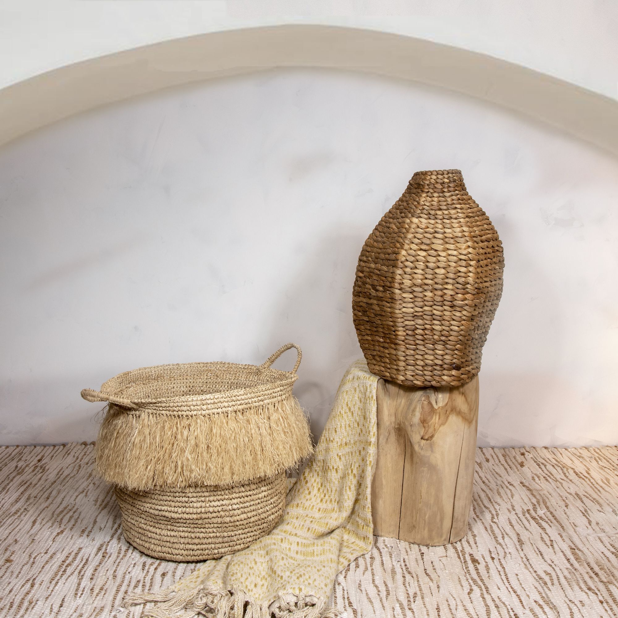 Panier à franges en raphia naturel avec anses 48cm LUYS