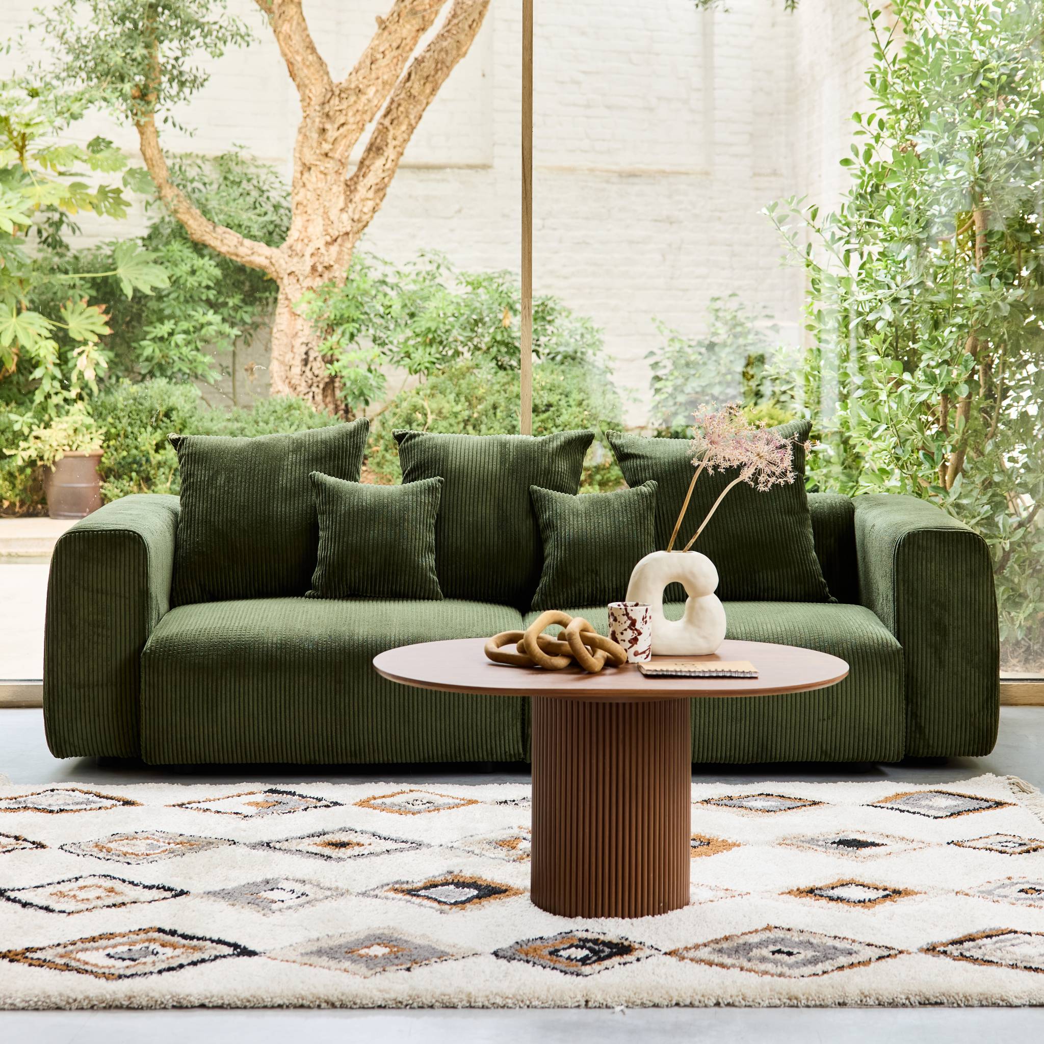 Canapé déhoussable 3 places en velours côtelé grosse côte kaki avec pluie de coussins L 230 x P 97 x H 82cm - Pillow