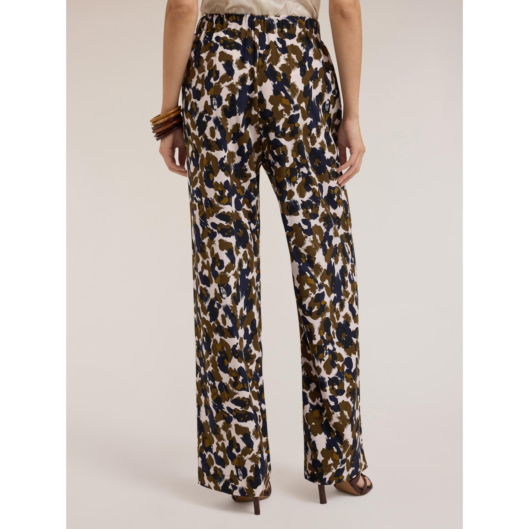 Motivi - Pantalones anchos de mezcla de lyocell con estampado étnico - Verde militare