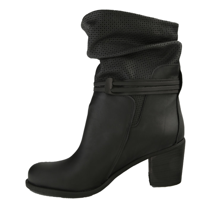 Stivaletti in vera pelle di vitello con tacco comodo