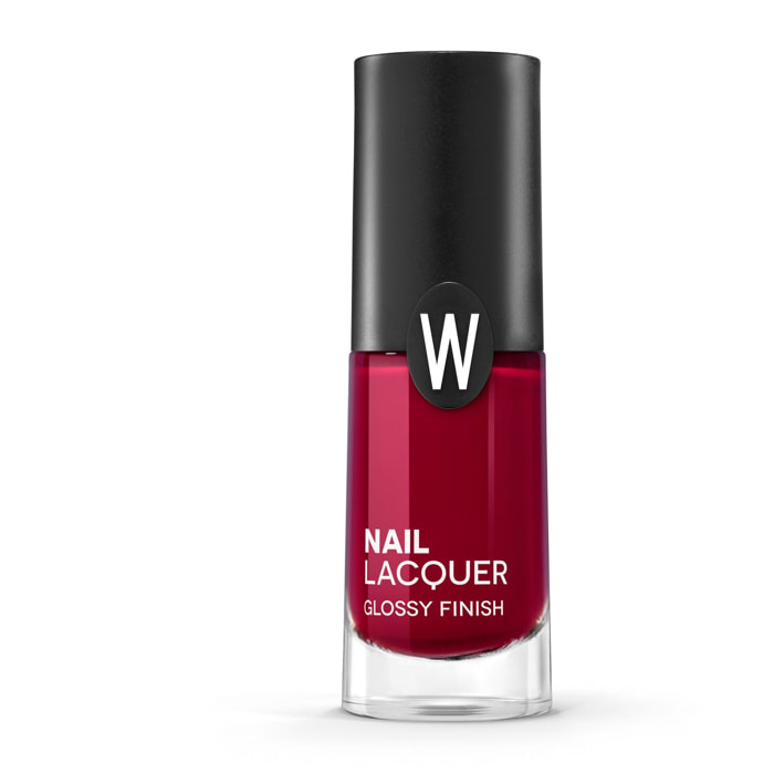 NAIL LACQUER Smalto per unghie.