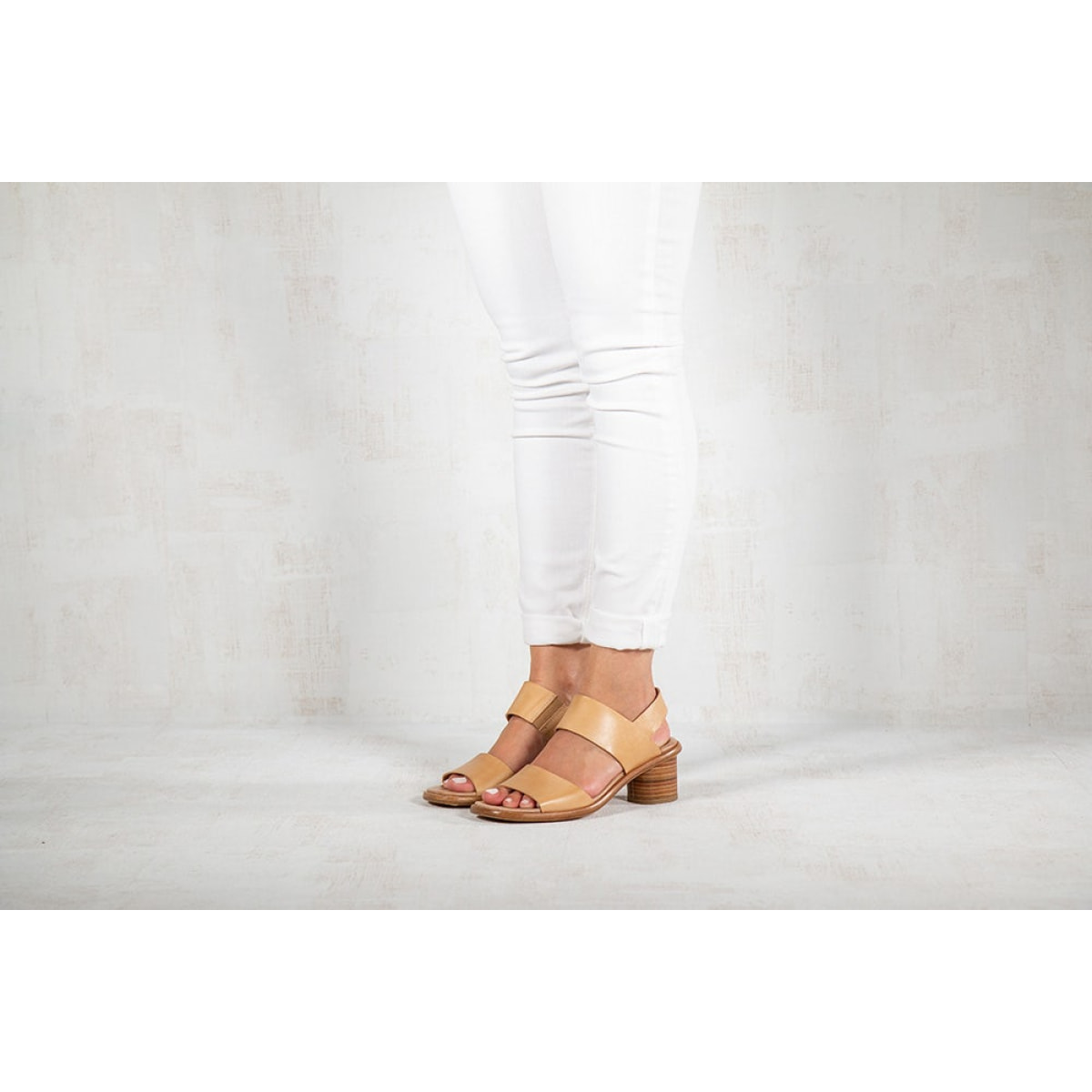 Sandalias con tacón S976 RESTORED SKIN WOOD / TINTILLA color Wood