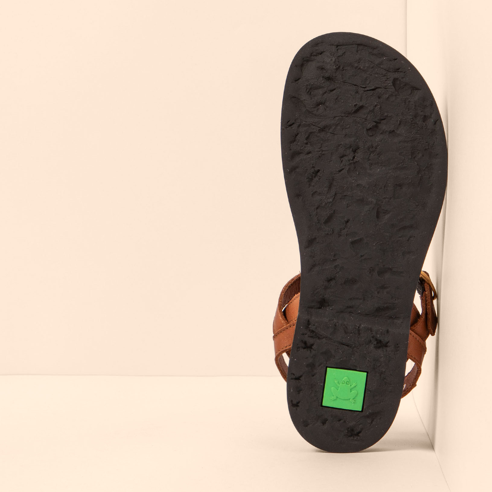 Sandalias N5874 SOFT NAPPA CUERO/ ARENISCA color Cuero