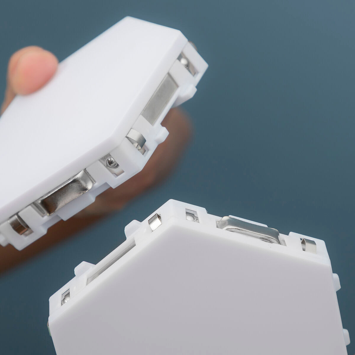 Set di Pannelli LED Modulari Magnetici e Touch Tilight InnovaGoods (Pacco da 3)