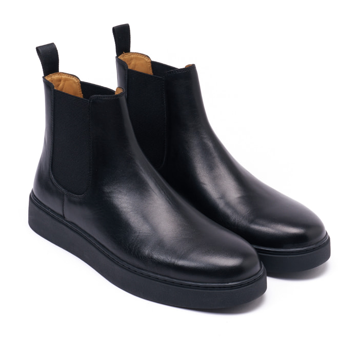 Stivaletto British Passport Nero