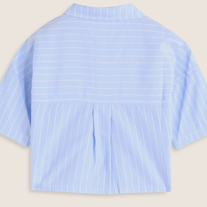 Camicia cropped a righe con maniche ampie
