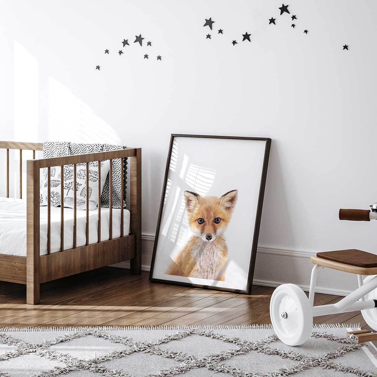 Affiche enfant bébé fox  Affiche + cadre en bois - Noir