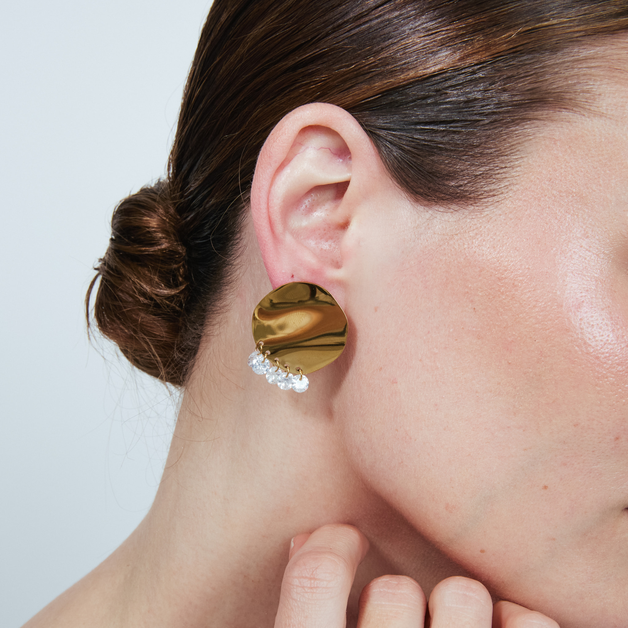 Pendientes Oma acabado oro amarillo 18k