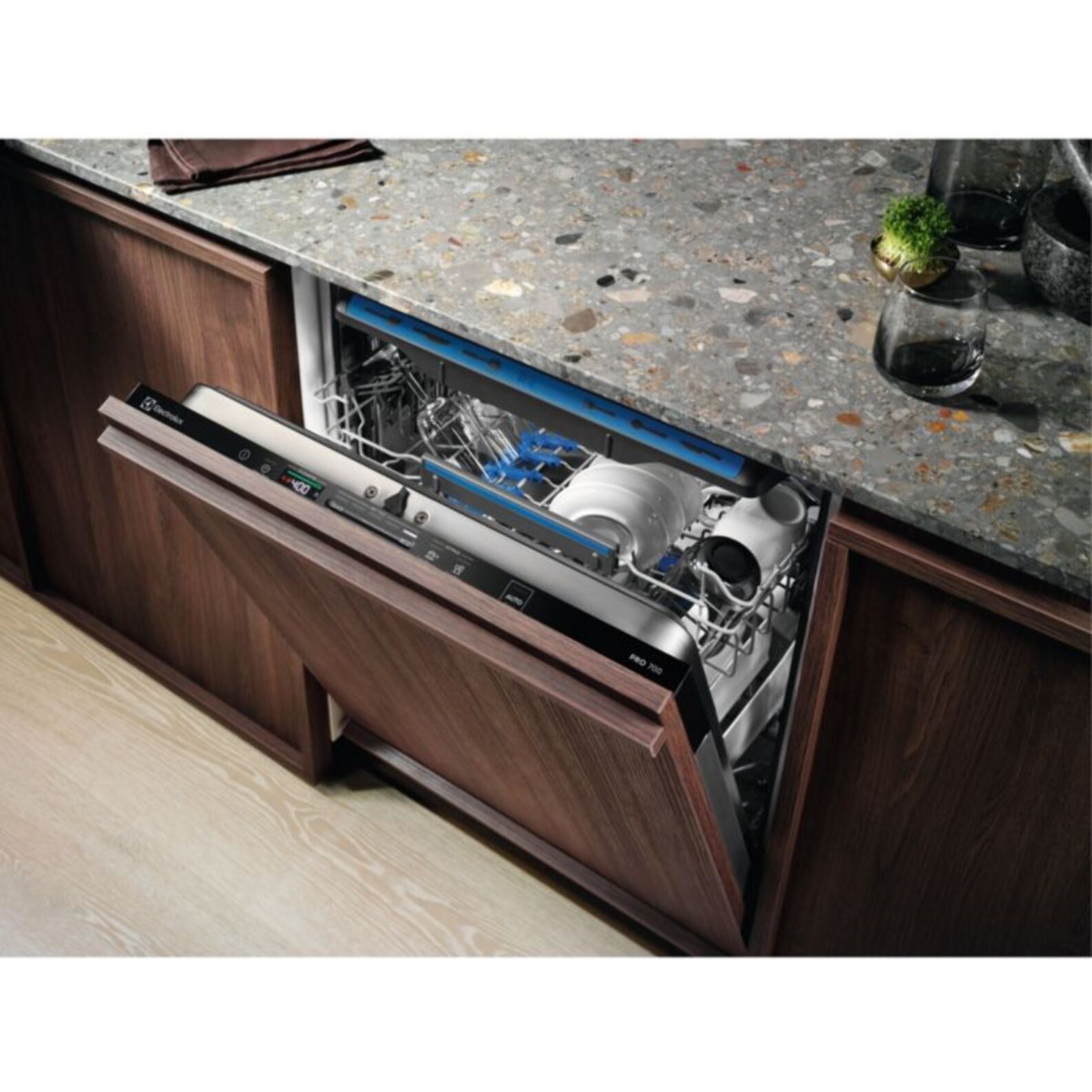 Lave vaisselle encastrable ELECTROLUX EEG48300L GlassCare