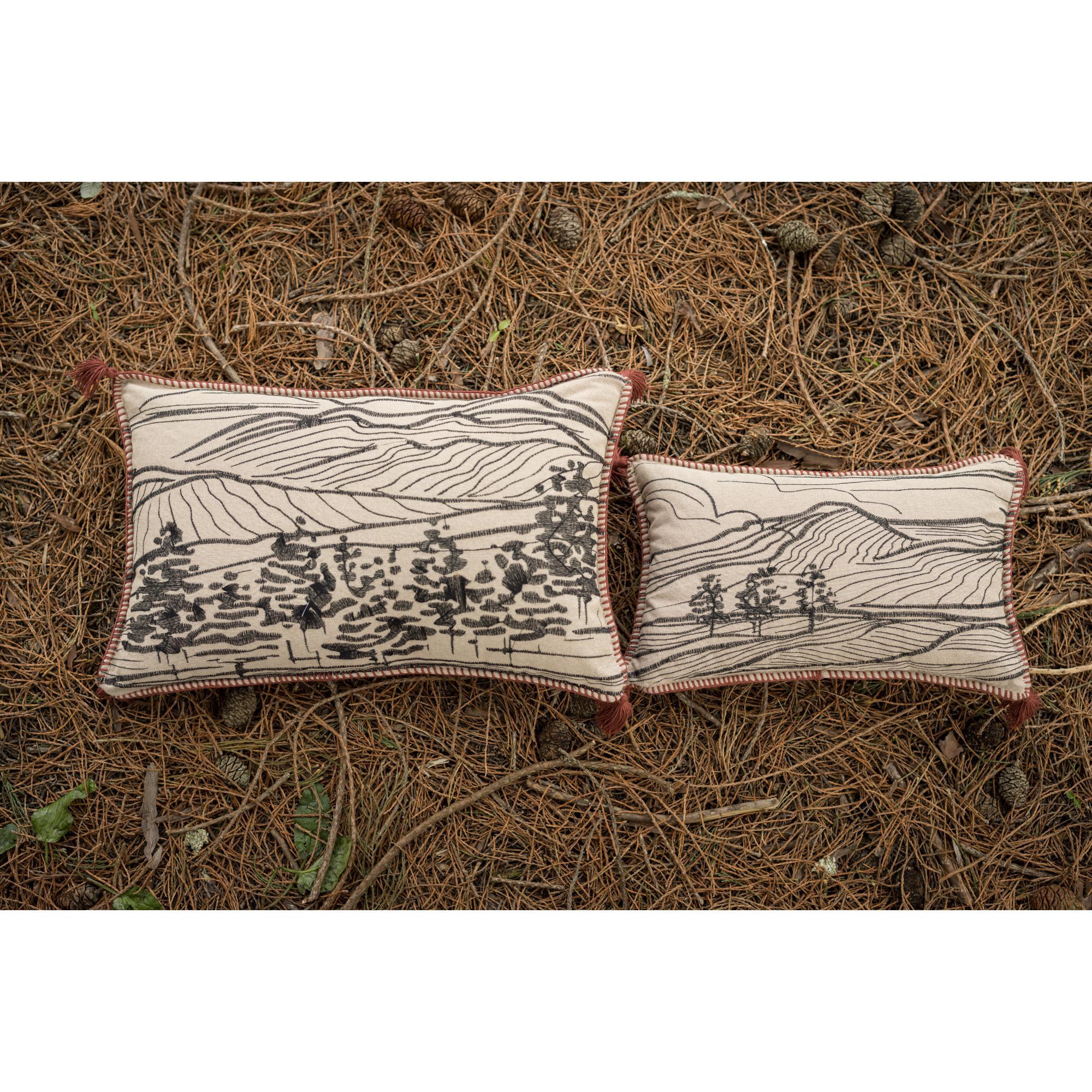 Coussin brodé Dusko