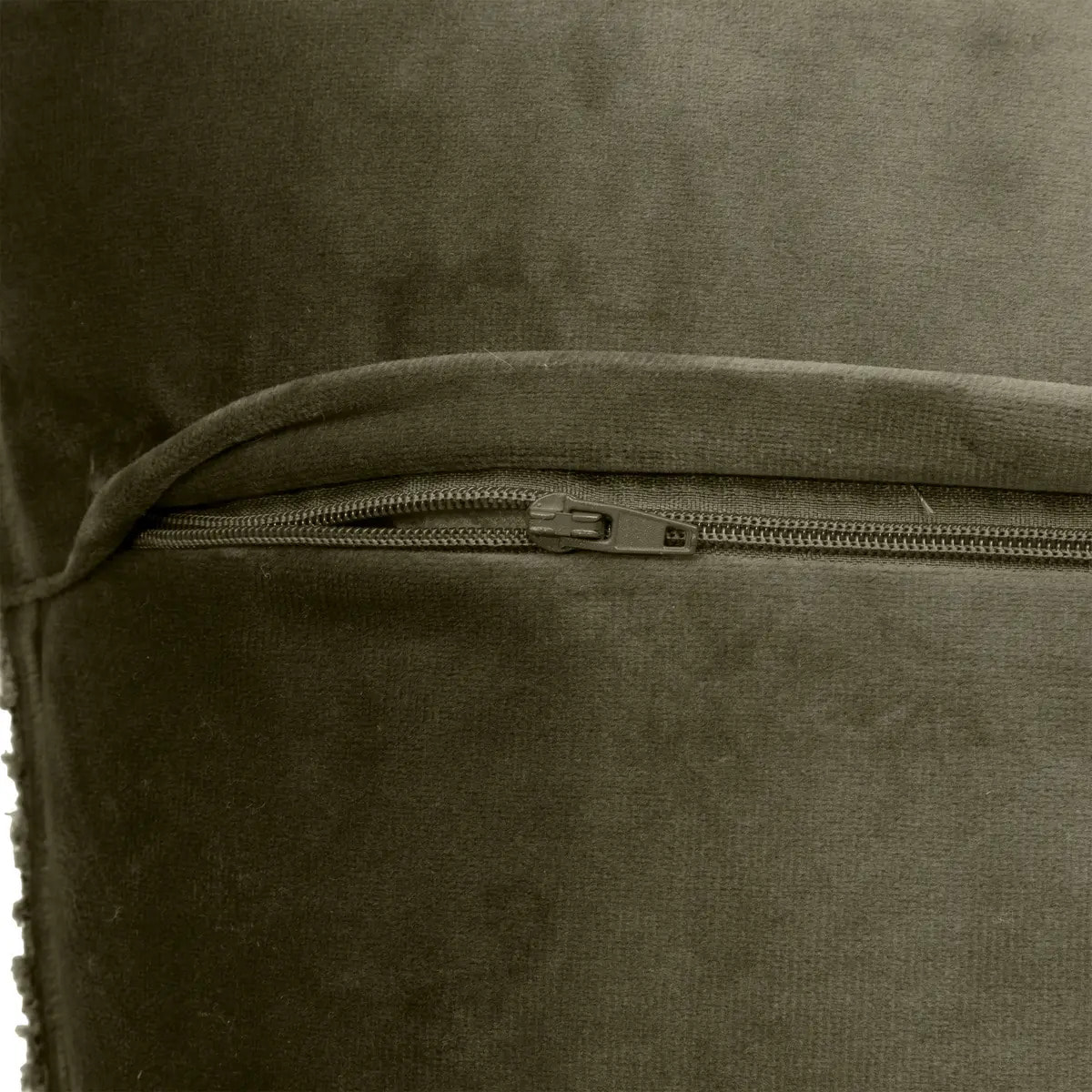 Coussin bouclette Soana vert kaki 45x45cm