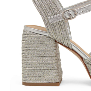 Sandalias de tacón de mujer Valle trenzada en acabado metalizado