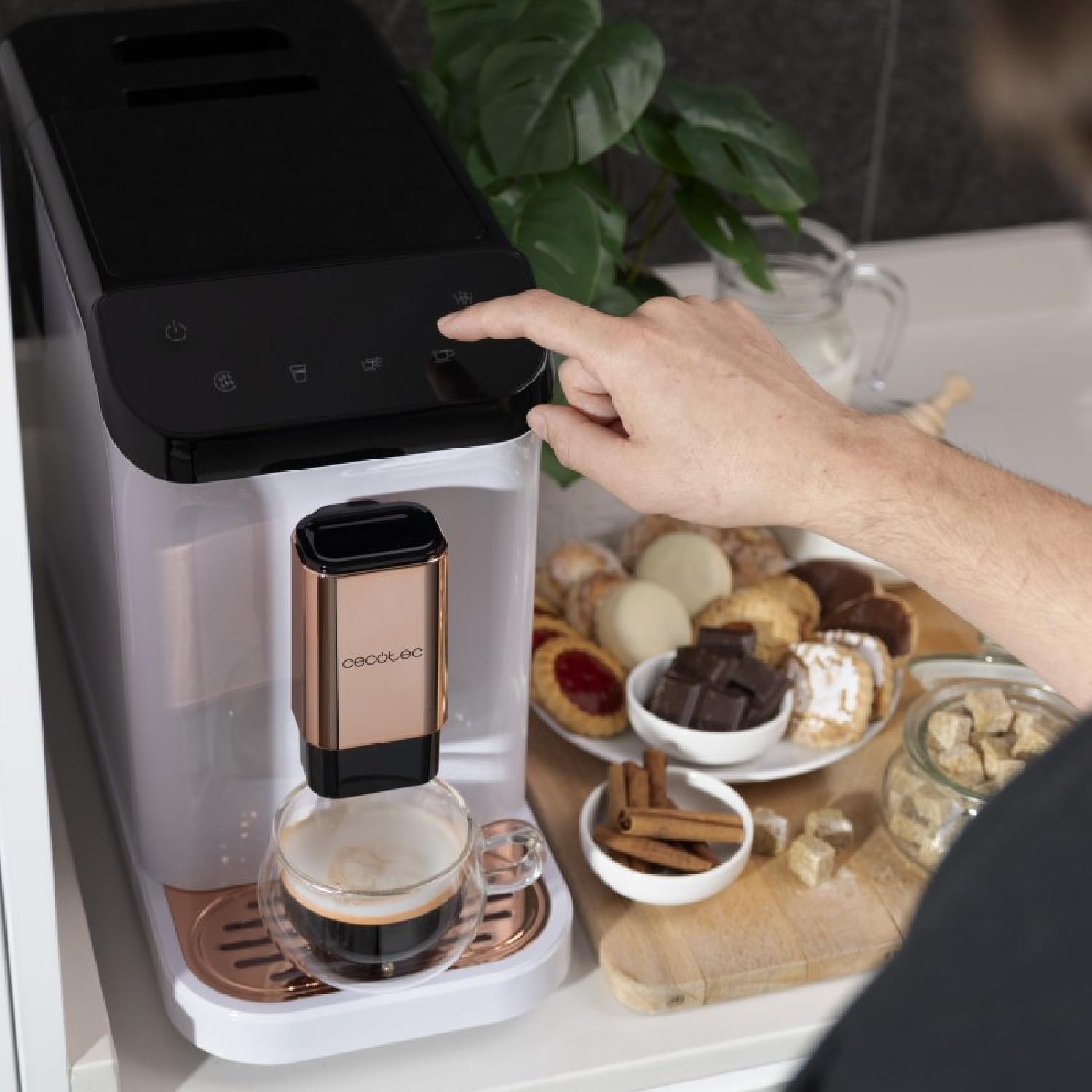 Machine à café méga-automatique Cremmaet Macchia White Rose Cecotec