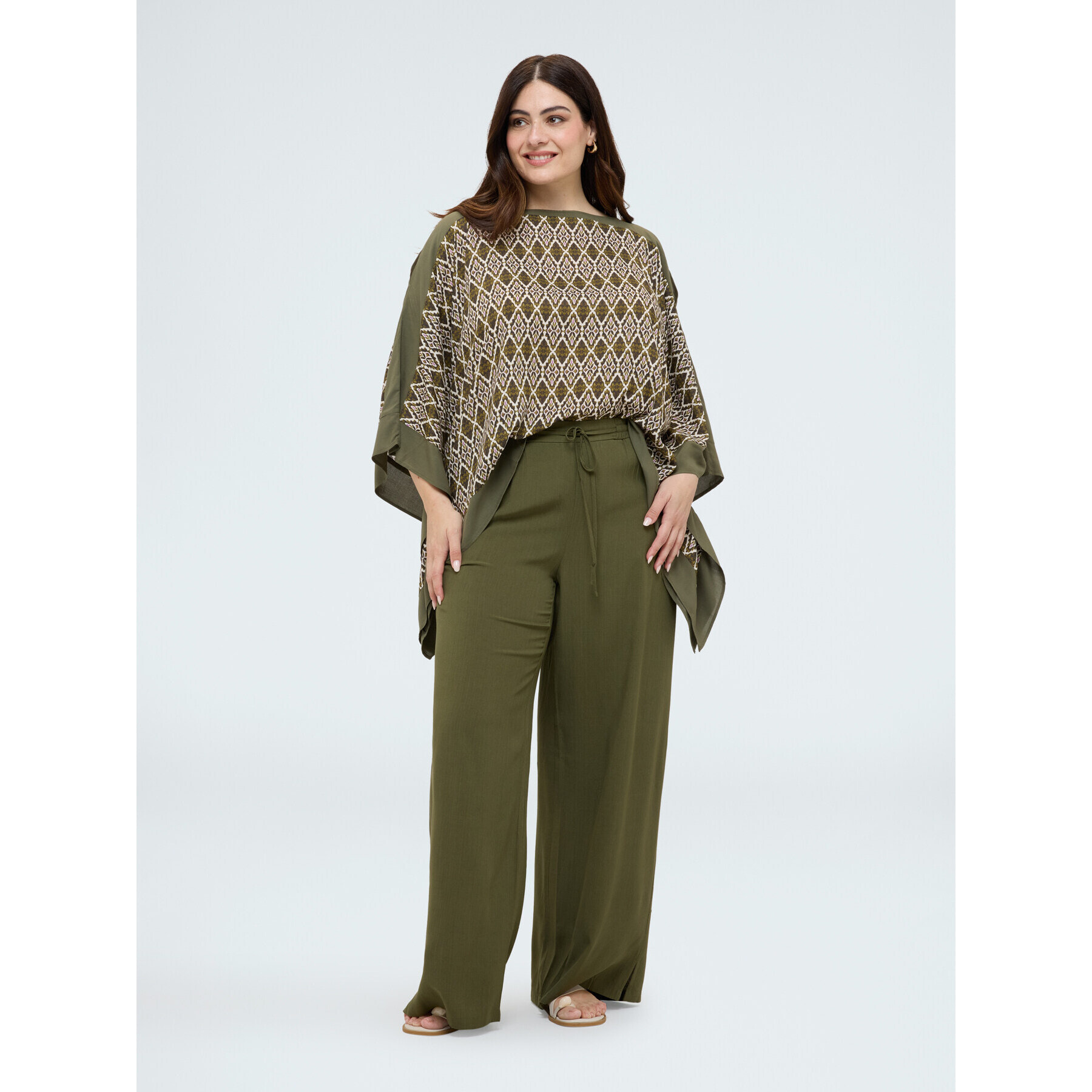 Fiorella Rubino - Pantalones Wide Leg con cordón en la cintura - Verde militare