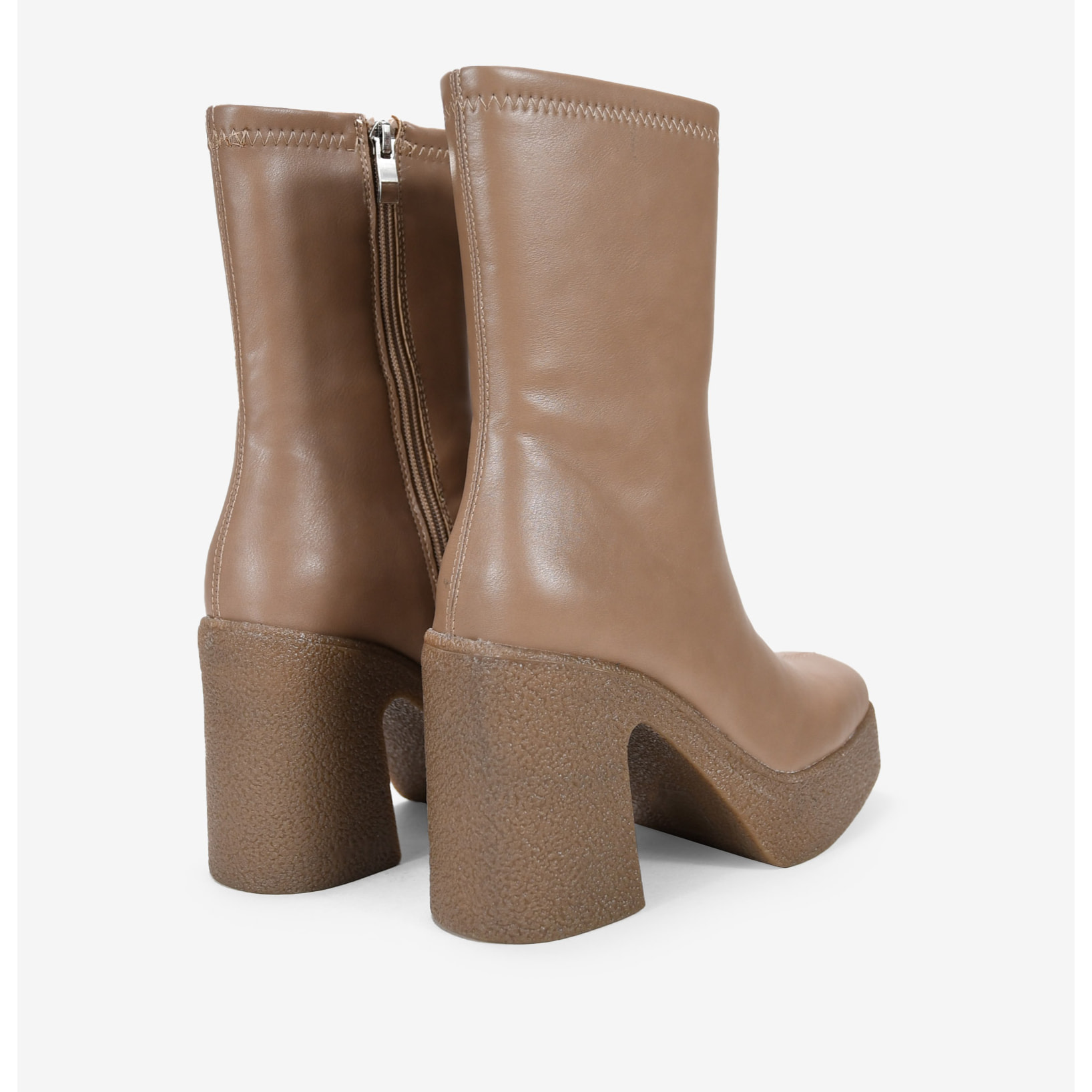 Botas taupe elásticas con tacón y plataforma