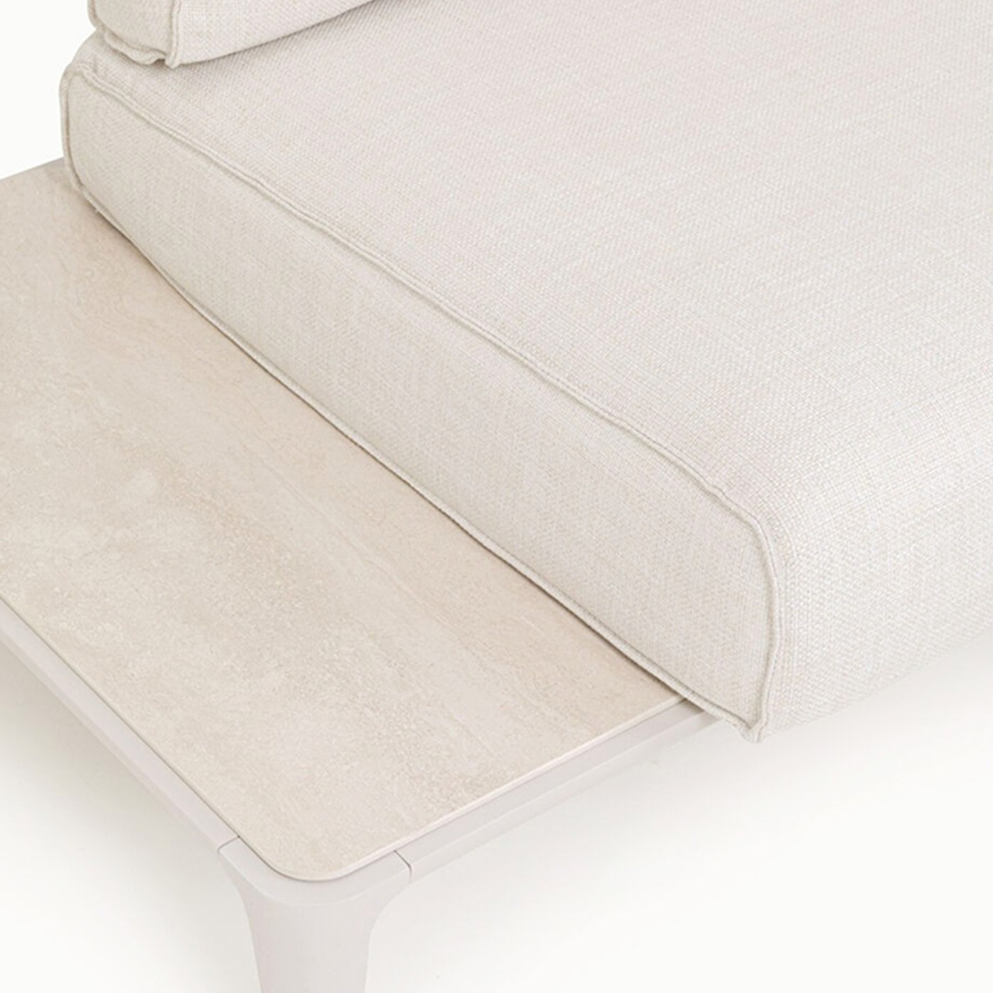 Salon de jardin Mykonos crème Kare Design