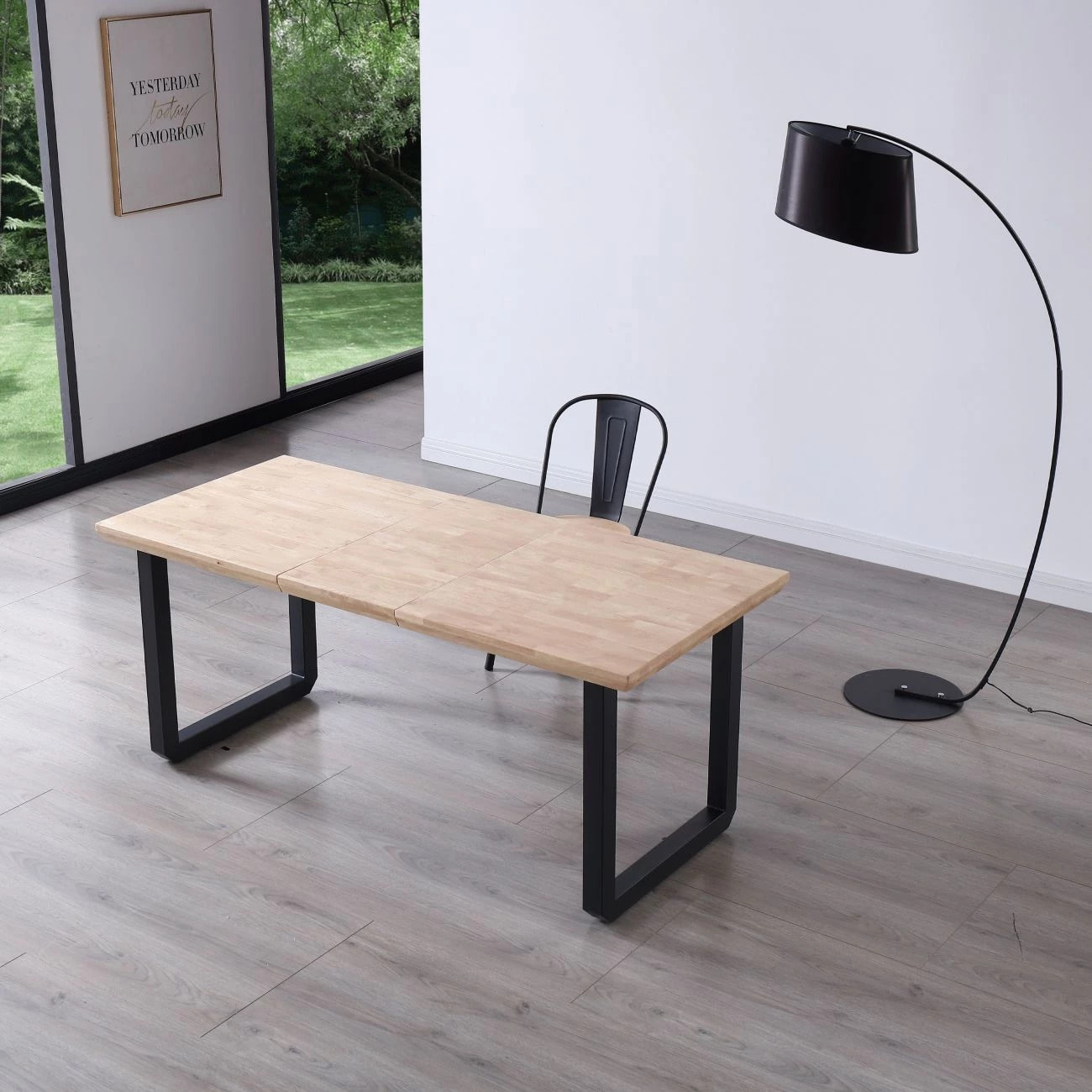 Mesa de comedor extensible con patas metálicas en negro y roble 140-220x80cm Roma Negro - Roble