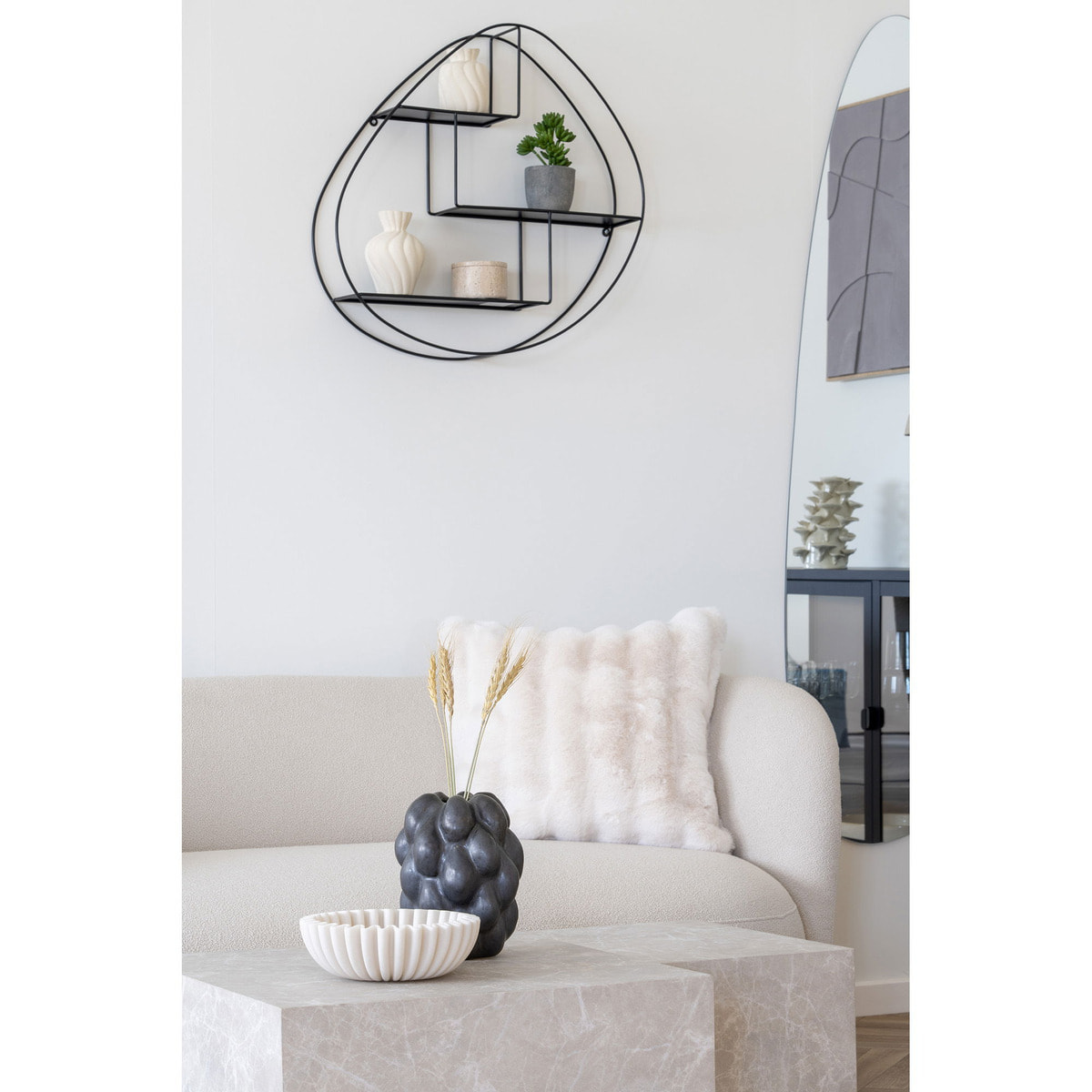 Cuscino Galena in pelliccia sintetica bianco panna 45×45 cm