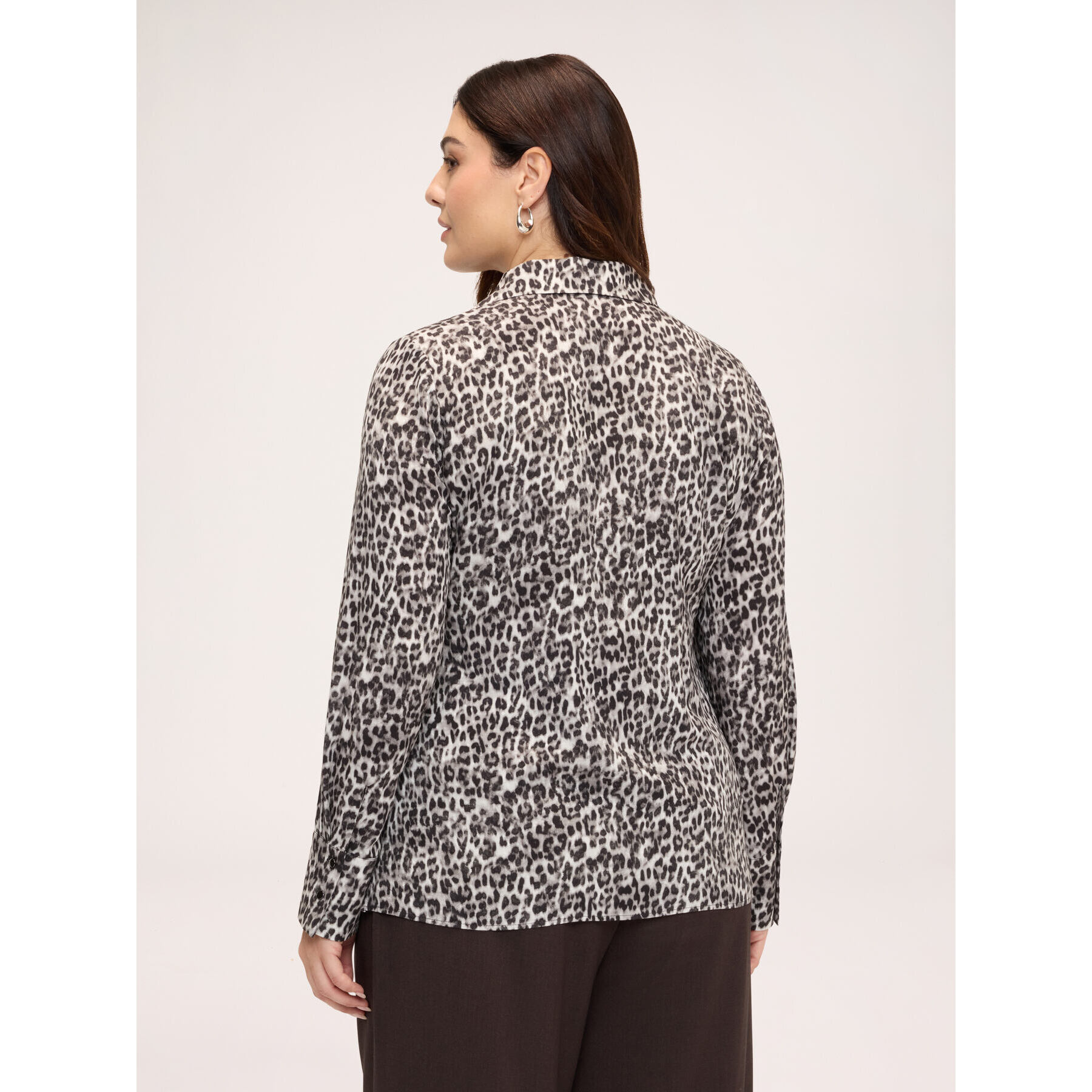 Fiorella Rubino - Blusa con stampa animalier in viscosa - Grigio