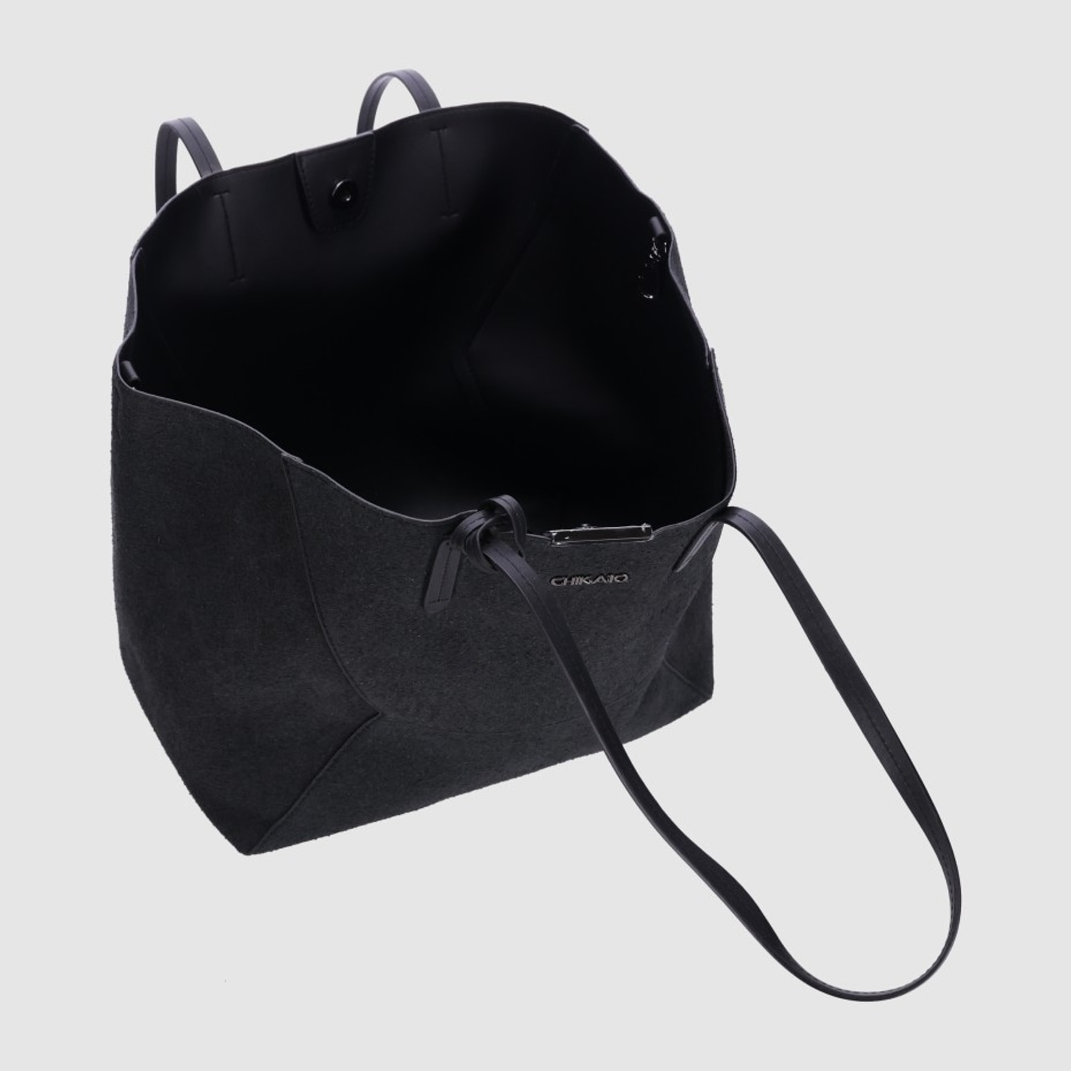 Bolso - Negro - Medida: 48 cm x 31 cm x 19 cm